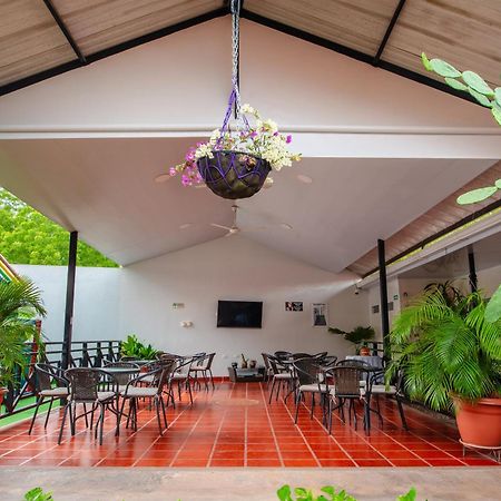 Hotel Villa Paraiso Villavieja Eksteriør billede
