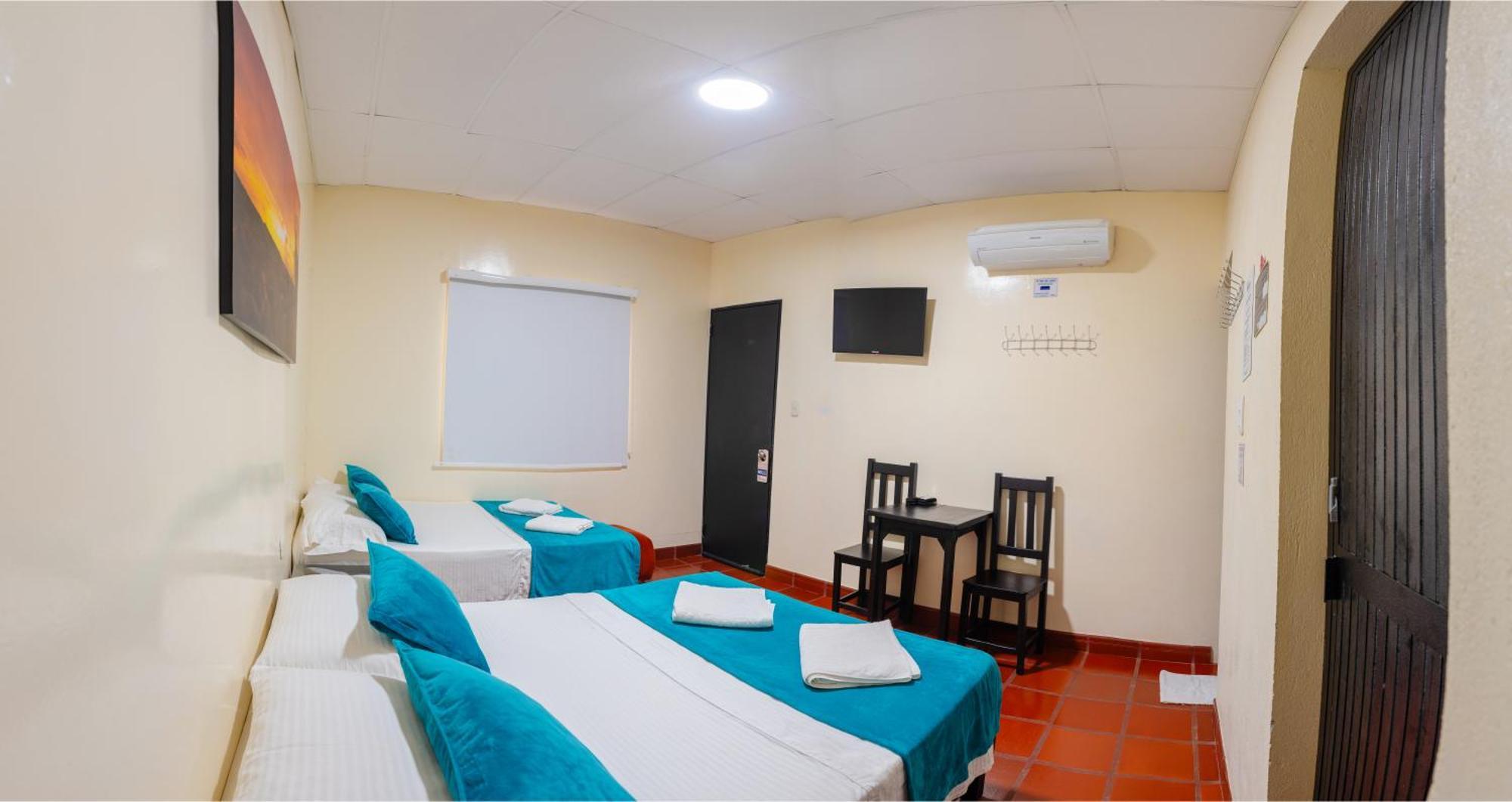 Hotel Villa Paraiso Villavieja Eksteriør billede
