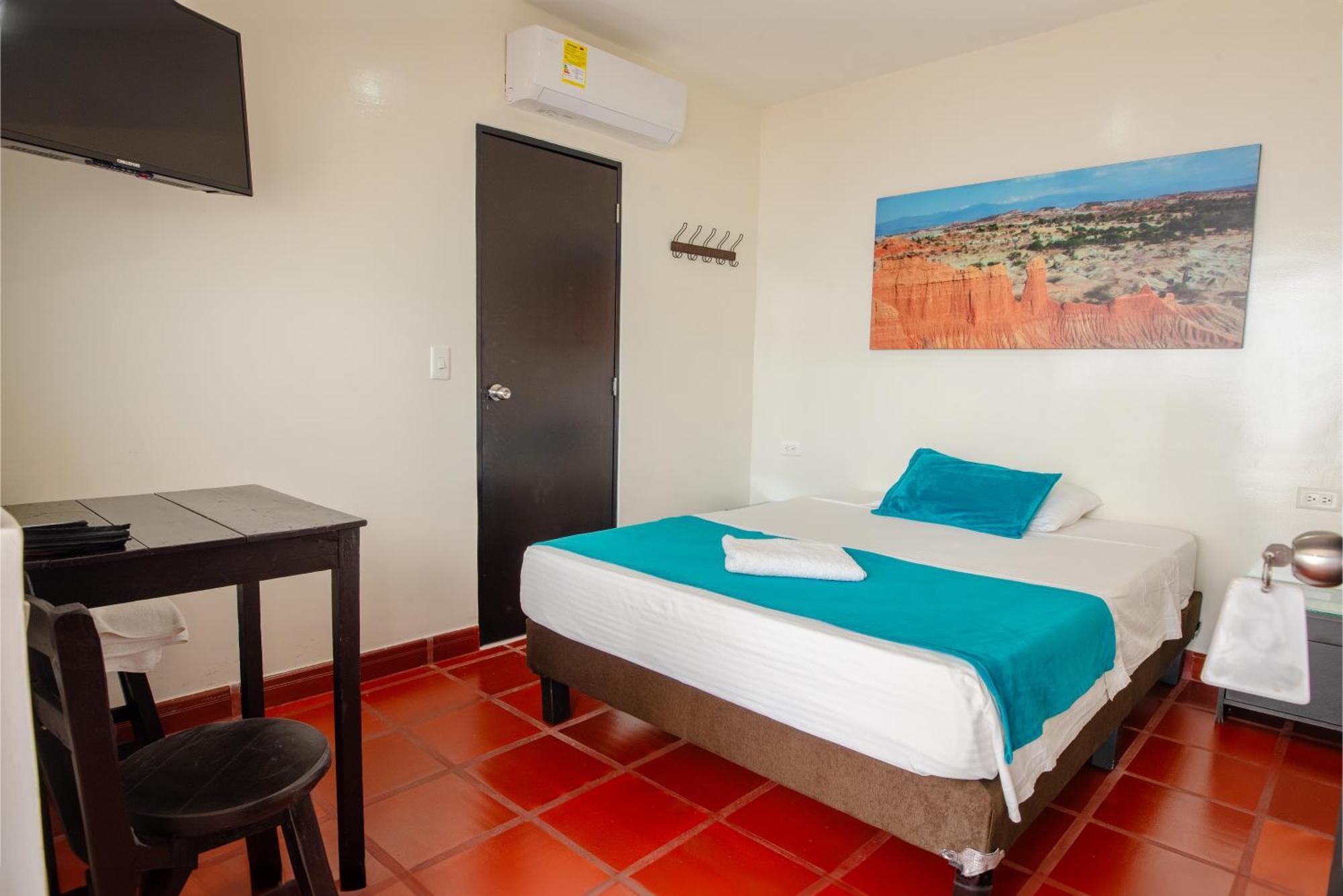 Hotel Villa Paraiso Villavieja Eksteriør billede