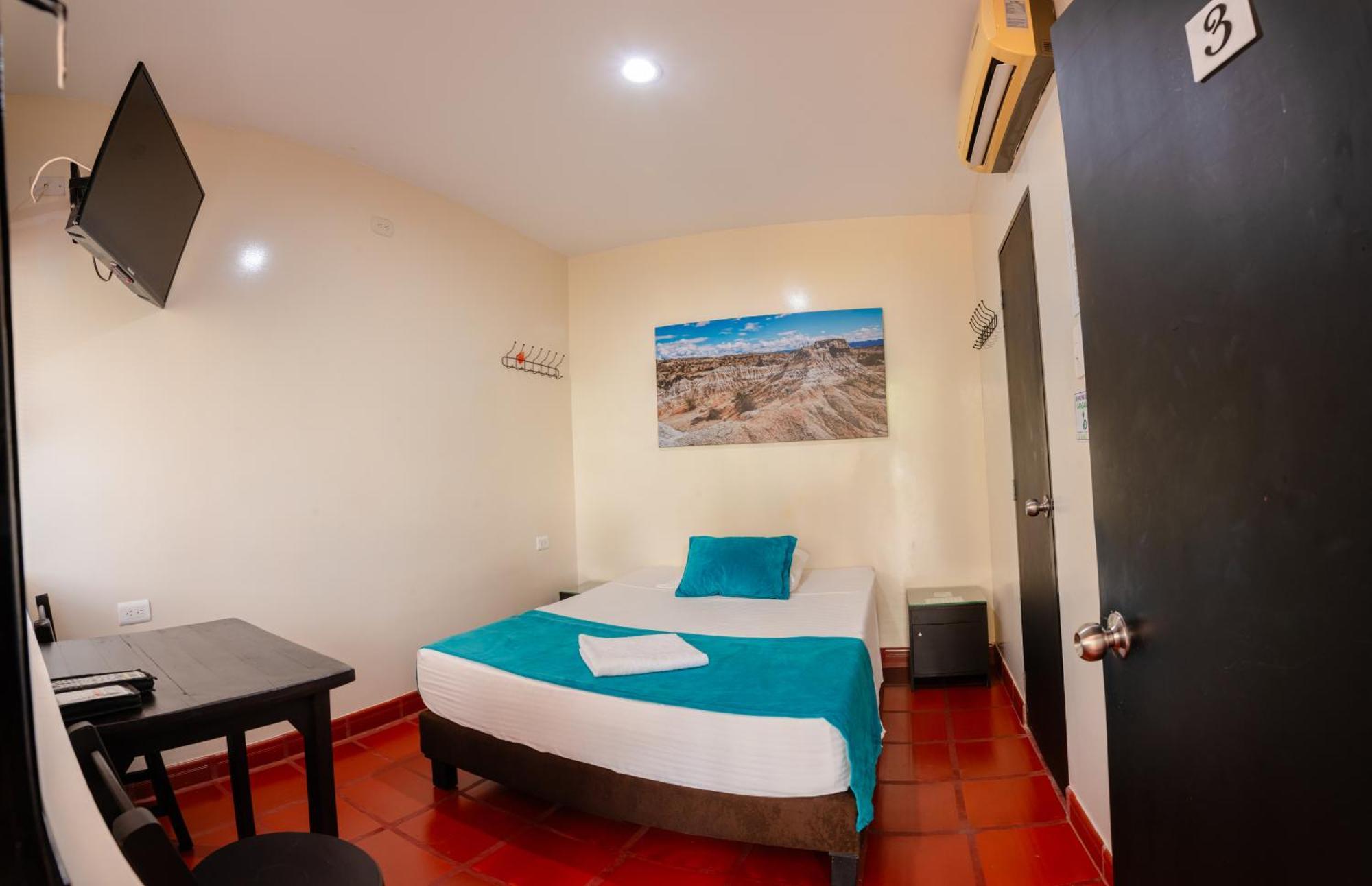 Hotel Villa Paraiso Villavieja Eksteriør billede