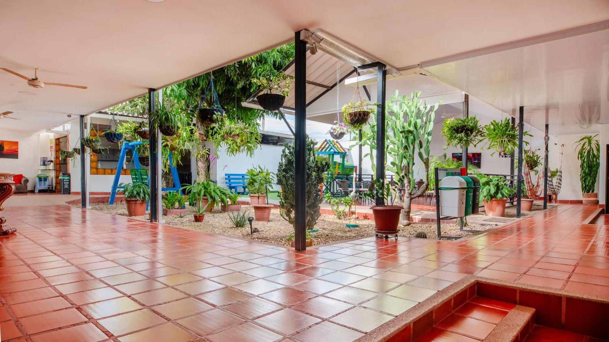 Hotel Villa Paraiso Villavieja Eksteriør billede