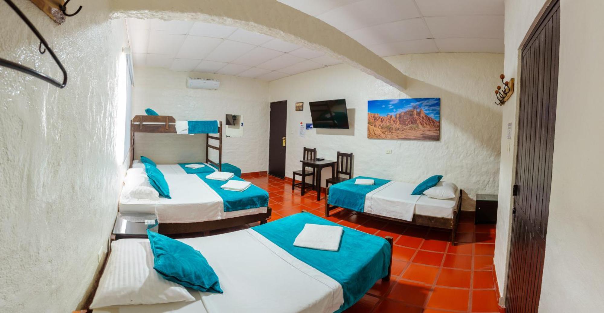 Hotel Villa Paraiso Villavieja Eksteriør billede
